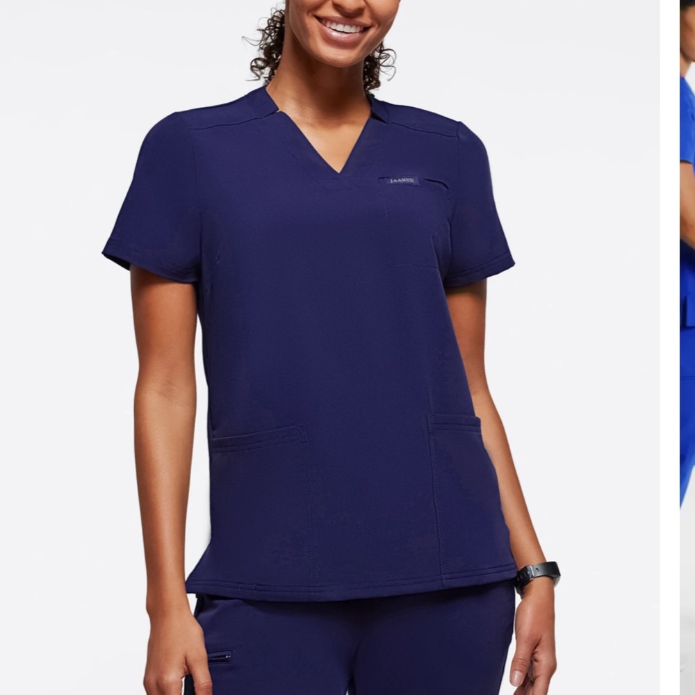 Jaanuu • scrub set navy blue size medium